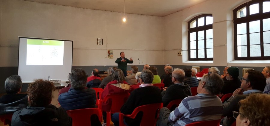 charla manzano paredes